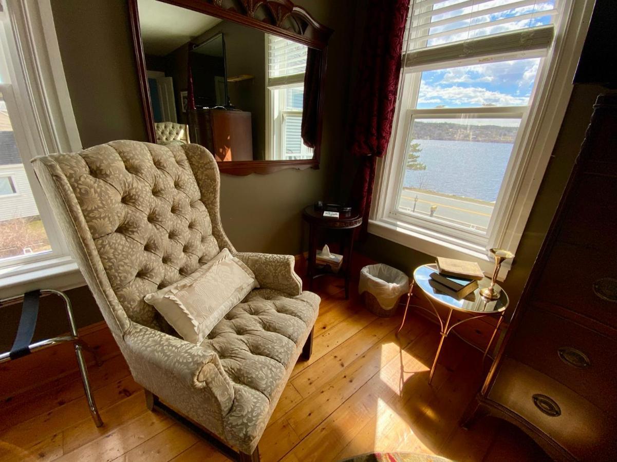 Toba'S Bed & Breakfast 卢嫩堡 外观 照片