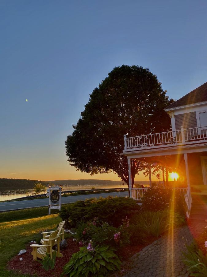 Toba'S Bed & Breakfast 卢嫩堡 外观 照片
