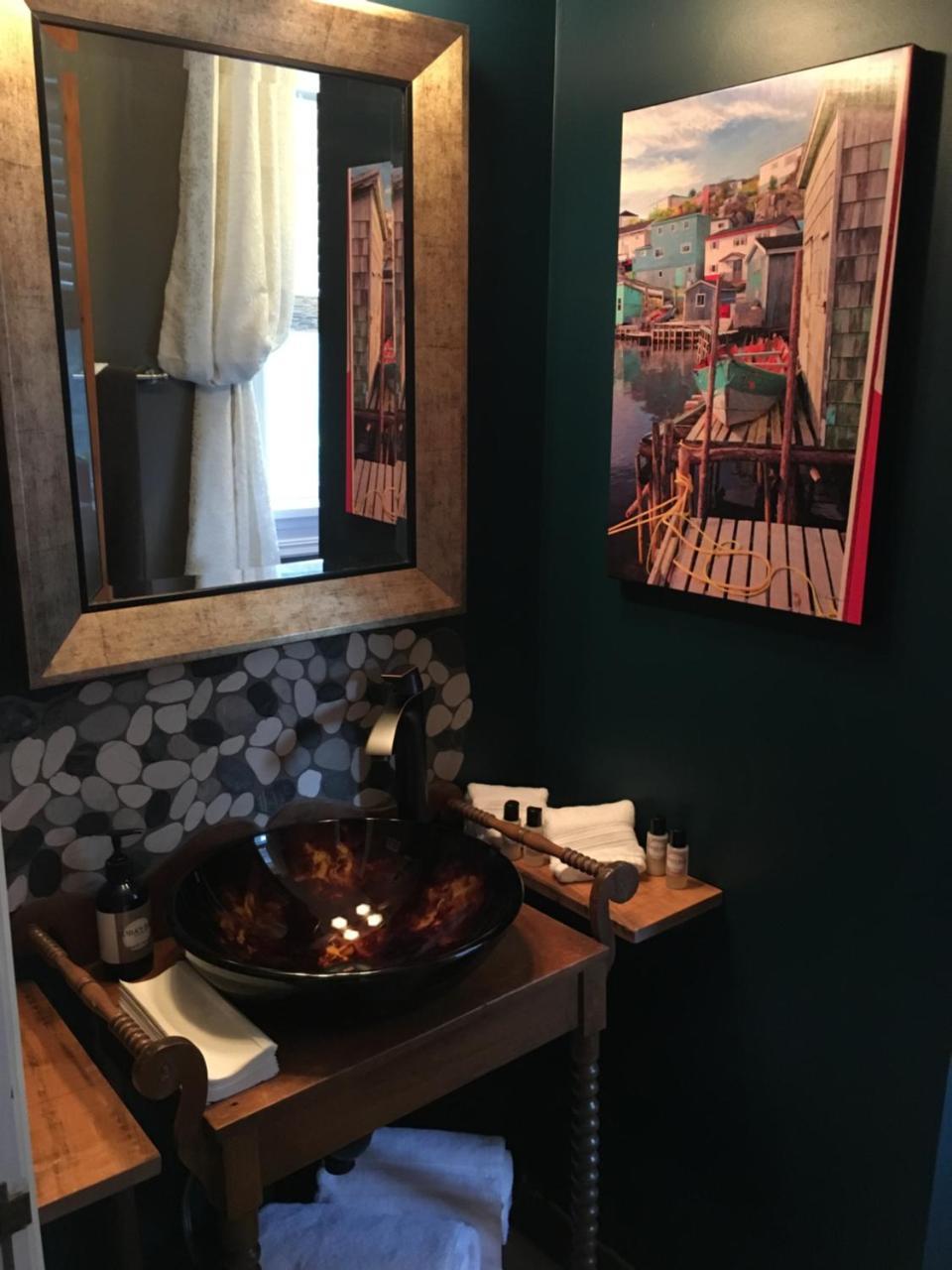 Toba'S Bed & Breakfast 卢嫩堡 外观 照片